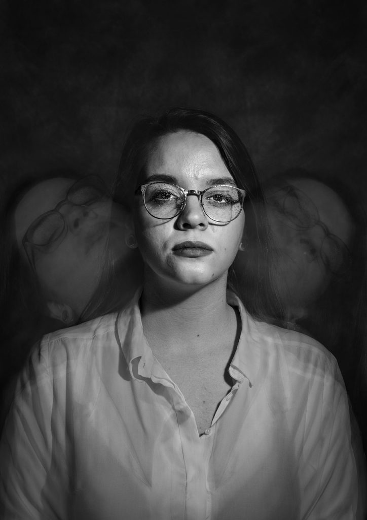 black, white, pi, portrait, woman, girl, sad, unhappy, sadness, sad girl, alone, loneliness, human, lonely, people, problem, life, depression